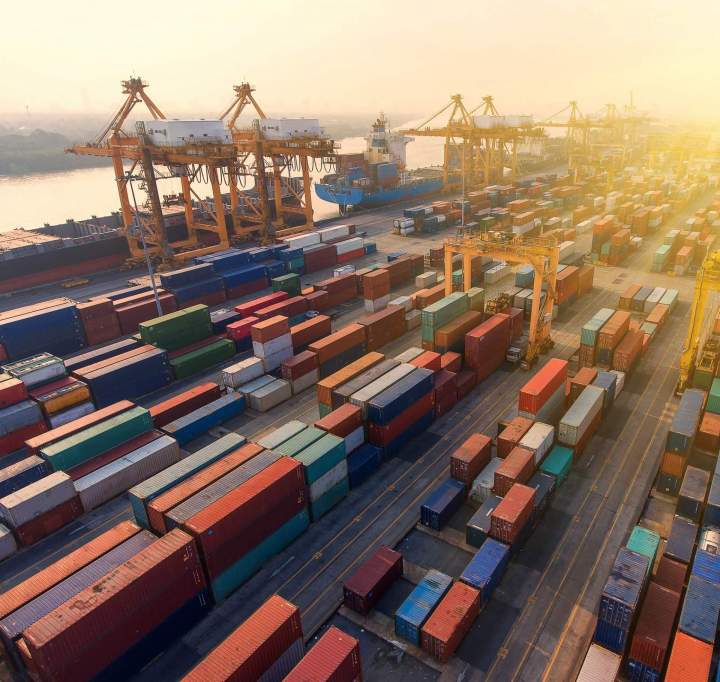 Transport sécurisé de conteneurs par voie maritime